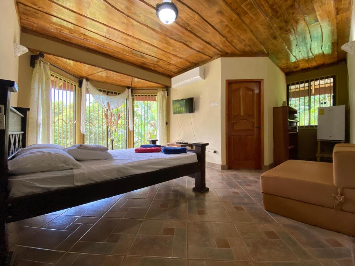 Bahia Ballena Rooms Uvita Buitenkant foto